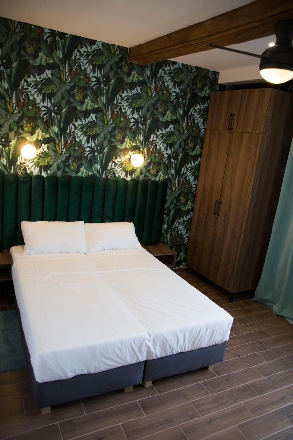 Luxurio Rooms With Baths Livorno Exterior foto